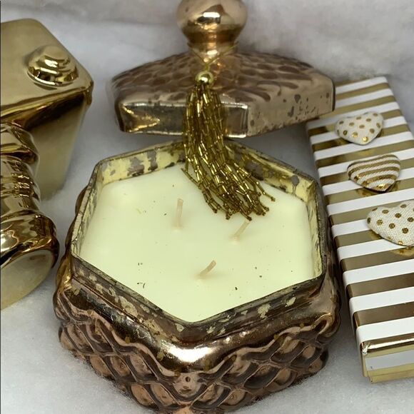 FESTIVE Glitter Forest Woods 3wick Candle - Picture 1 of 3